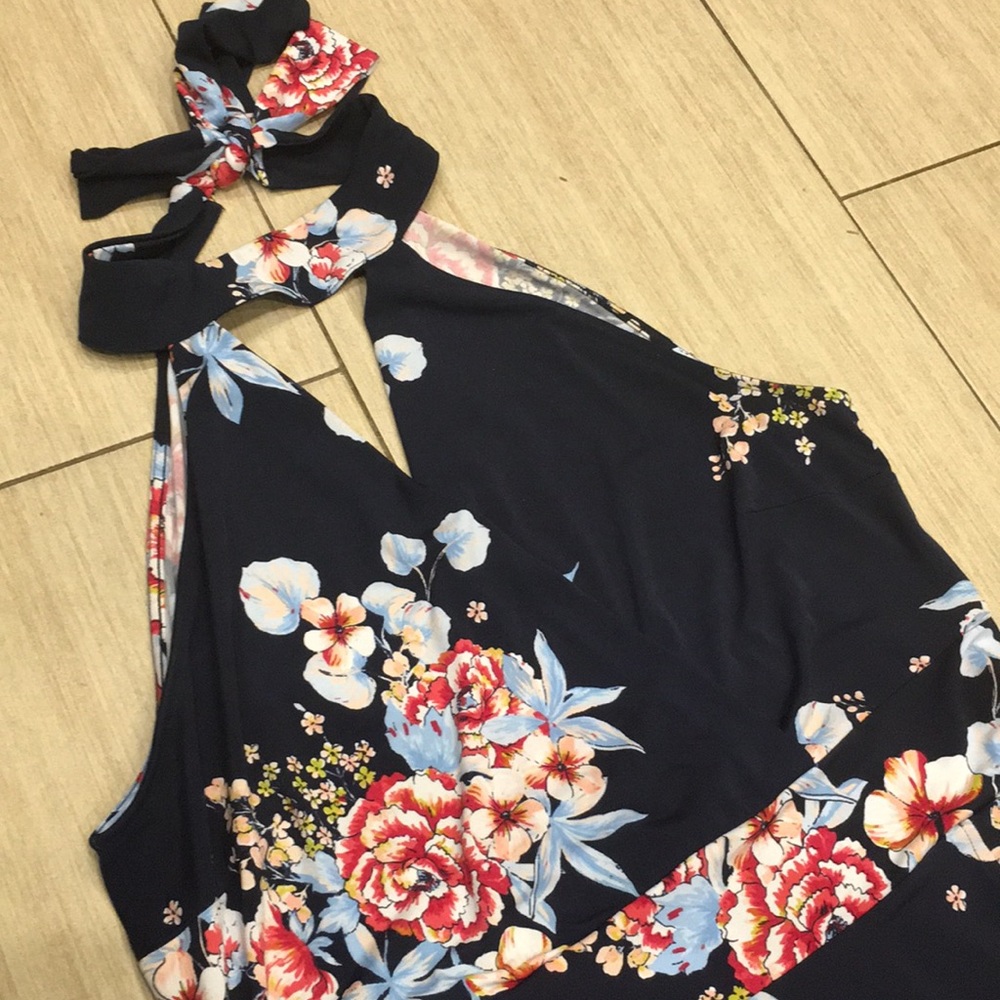 Women’s Divine Flower Dress 🌺 🌸 - Picture 2 of 8